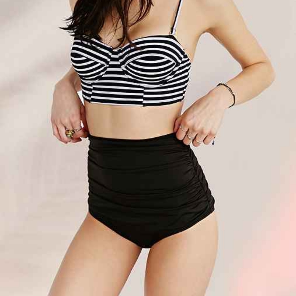 UO | NWOT High Waist Ruched Swim Bikini Bottoms